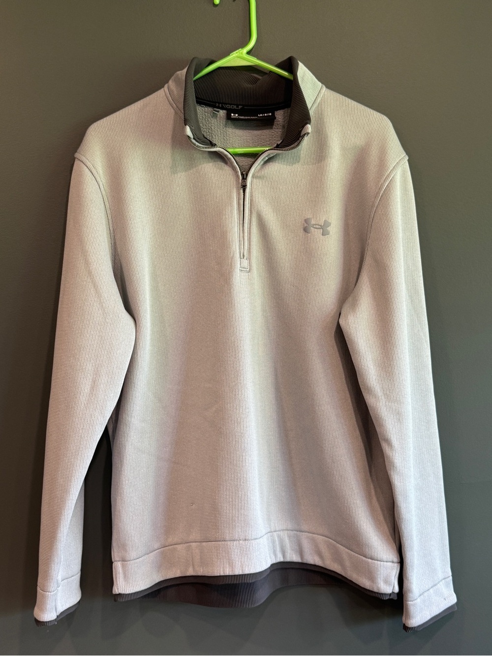 Under Armour Men’s Light Gray Half-Zip Pullover Sweater